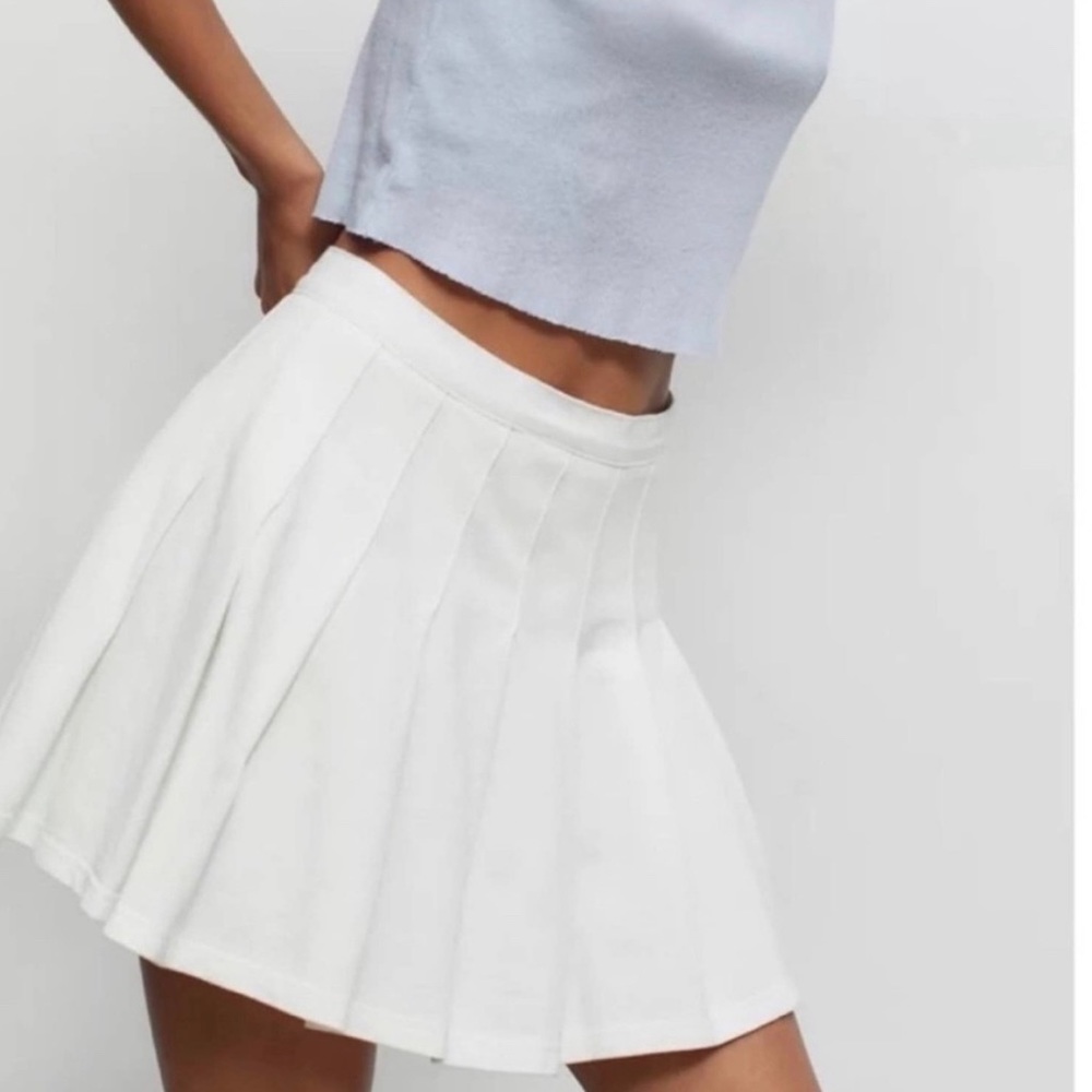 URBAN OUTFITTERS WHITE TENNIS SKIRT 🎾 🤍